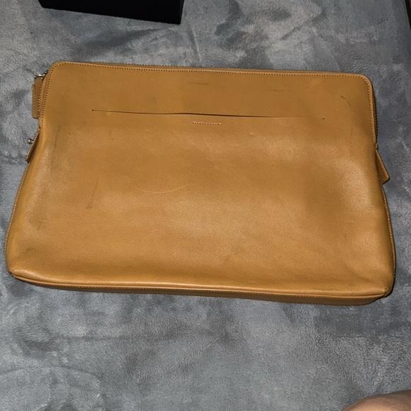 Cole Haan handheld portfolio - Picture 3 of 7